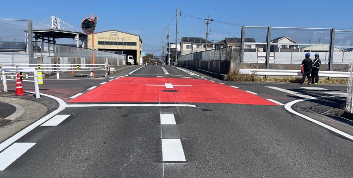 道路区画線・黄線の施工